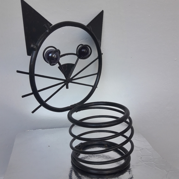 Spooky Wrought Iron Cat w/Marble Glass Eyes - Picture 8 of 14
